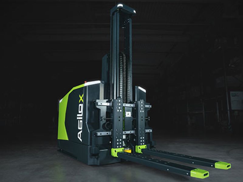 Fahrerlose Tansportsysteme Autonome mobile Roboter Agilox OCF 1400